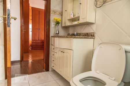 Apartamento à venda com 186m², 3 quartos e 2 vagas Apartamento à venda com 186m², 3 quartos e 2 vagasBanheiro