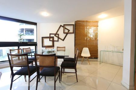 sala de apartamento à venda com 4 quartos, 215m² em Vila Suzana, São Paulo