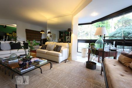 sala de apartamento à venda com 4 quartos, 215m² em Vila Suzana, São Paulo