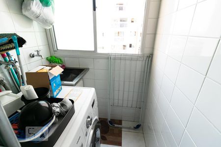 Detalhe da area de serviço de apartamento para alugar com 2 quartos, 74m² em Água Verde, Curitiba