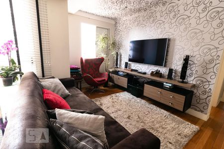 Sala de apartamento para alugar com 2 quartos, 74m² em Água Verde, Curitiba