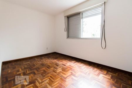 Quarto 1 de apartamento para alugar com 2 quartos, 80m² em Azenha, Porto Alegre