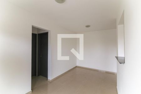 Sala de apartamento para alugar com 2 quartos, 50m² em Jardim Boa Vista (zona Oeste), Taboão da Serra