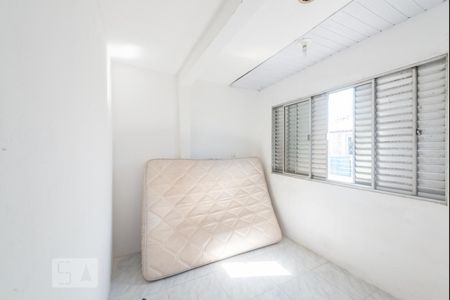 Quarto 2 de apartamento para alugar com 2 quartos, 30m² em Barreiros, São José