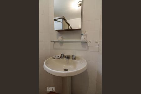 Banheiro de apartamento à venda com 3 quartos, 102m² em Vila Indiana, São Paulo