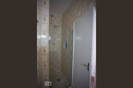 Banheiro de apartamento para alugar com 2 quartos, 80m² em Icaraí, Niterói