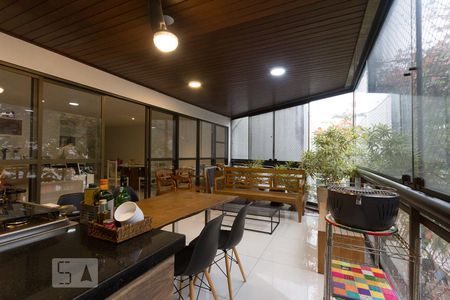 Varanda de apartamento à venda com 3 quartos, 170m² em Barra da Tijuca, Rio de Janeiro