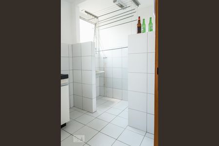 Cozinha e Área de Serviço de apartamento à venda com 2 quartos, 50m² em Jardim Guanabara, Belo Horizonte