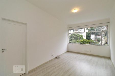 Sala. de apartamento à venda com 1 quarto, 50m² em Copacabana, Rio de Janeiro