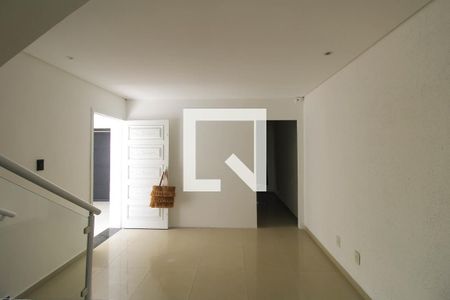 Casa para alugar com 4 quartos, 299m² em Vila Formosa, São Paulo