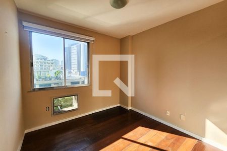 Quarto 2 de apartamento para alugar com 3 quartos, 90m² em Botafogo, Rio de Janeiro