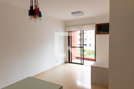 Sala de apartamento para alugar com 3 quartos, 70m² em Cristo Redentor, Porto Alegre