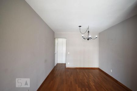 Sala de apartamento para alugar com 2 quartos, 59m² em Vila Suzana, São Paulo