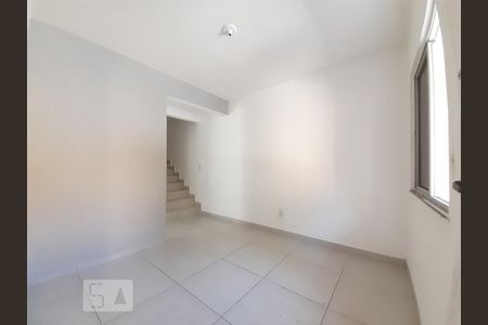 Sala de casa à venda com 2 quartos, 80m² em Pilares, Rio de Janeiro