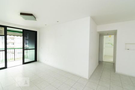 Apartamento à venda com 102m², 3 quartos e 1 vagaSala