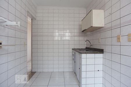 Cozinha de apartamento para alugar com 2 quartos, 53m² em Parque Res. Vila União, Campinas