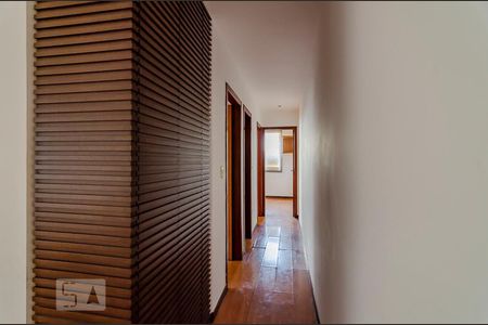 Corredor de apartamento à venda com 3 quartos, 84m² em União, Belo Horizonte