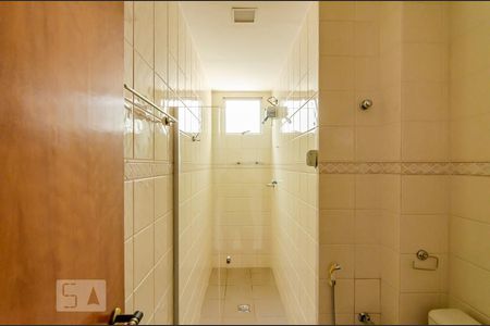 Banheiro de apartamento à venda com 3 quartos, 84m² em União, Belo Horizonte