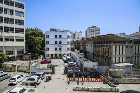 Vista da Sala de apartamento à venda com 1 quarto, 47m² em Centro, Rio de Janeiro