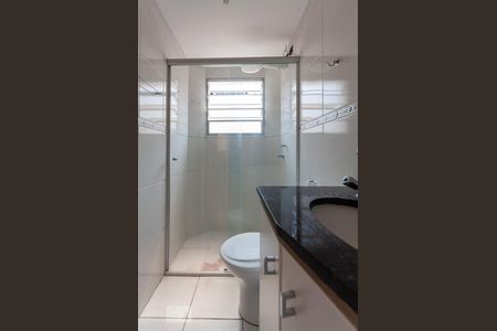 Banheiro de apartamento para alugar com 2 quartos, 50m² em Vila João Jorge, Campinas