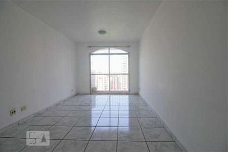 Sala de apartamento para alugar com 3 quartos, 73m² em Vila Suzana, São Paulo