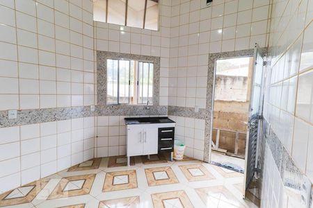 Casa à venda com 65m², 1 quarto e sem vagaSala e Cozinha