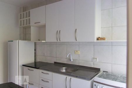 Cozinha de apartamento à venda com 1 quarto, 36m² em Cavalhada, Porto Alegre