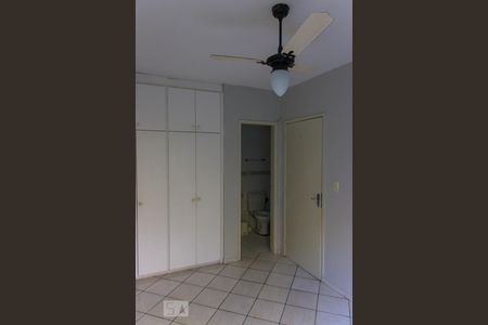 Quarto  de apartamento à venda com 1 quarto, 36m² em Cavalhada, Porto Alegre