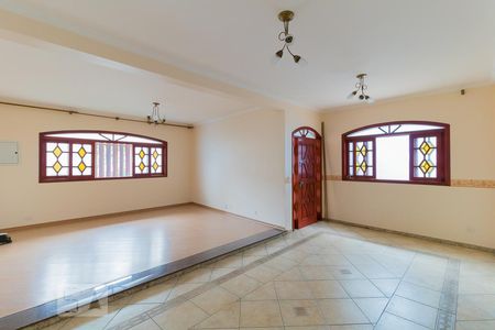 Sala de casa à venda com 3 quartos, 200m² em Vila Londrina, São Paulo