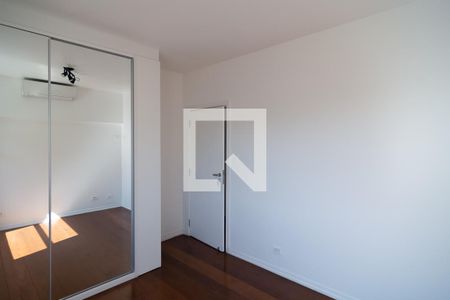 Quarto de apartamento para alugar com 3 quartos, 154m² em Consolação, São Paulo