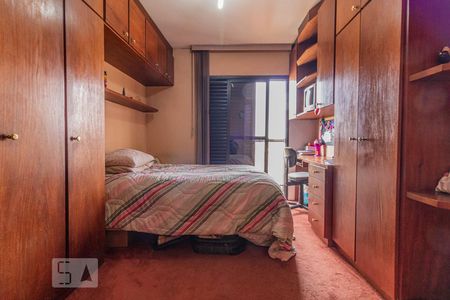 Apartamento à venda com 140m², 3 quartos e 3 vagas Apartamento à venda com 140m², 3 quartos e 3 vagasQuarto 2