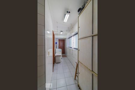 Apartamento à venda com 140m², 3 quartos e 3 vagas Apartamento à venda com 140m², 3 quartos e 3 vagasÁrea de Serviço