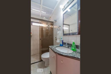 Apartamento à venda com 140m², 3 quartos e 3 vagas Apartamento à venda com 140m², 3 quartos e 3 vagasBanheiro do Quarto 1