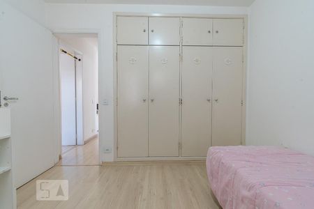 Quarto 1 de apartamento para alugar com 2 quartos, 68m² em Vila Clementino, São Paulo