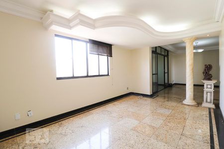 Sala de apartamento para alugar com 3 quartos, 146m² em Setor Central, Goiânia