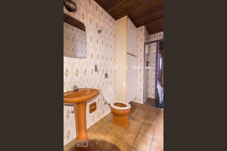 Banheiro de apartamento para alugar com 2 quartos, 53m² em Santa Teresinha, São Paulo