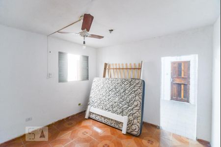 Casa à venda com 1 quarto, 250m² em Vila Antonieta, São Paulo