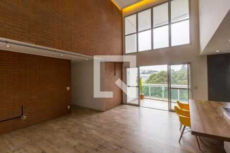 Sala de TV de apartamento à venda com 2 quartos, 107m² em Tamboré, Santana de Parnaíba