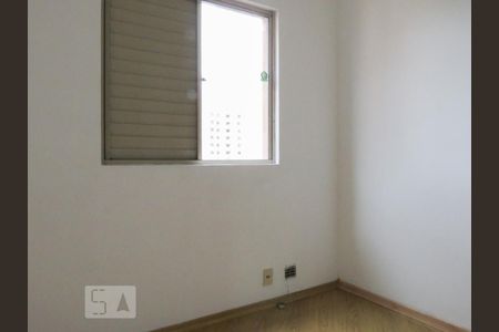 Quarto 3 de apartamento para alugar com 3 quartos, 64m² em Vila Butantã, São Paulo