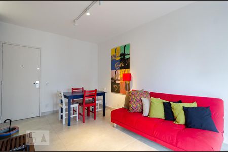 Sala de apartamento para alugar com 1 quarto, 69m² em Cambuí, Campinas