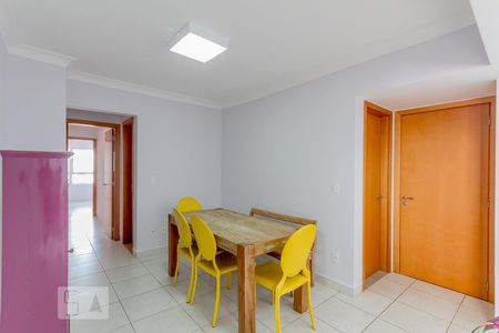 Sala de apartamento para alugar com 3 quartos, 105m² em Jardim Goiás, Goiânia
