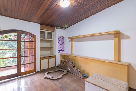 Quarto 2 de casa à venda com 3 quartos, 350m² em Vila Bastos, Santo André