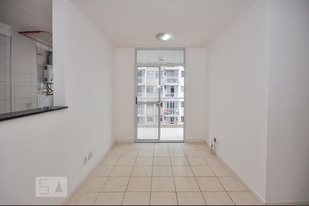 Sala de apartamento à venda com 2 quartos, 48m² em Anil, Rio de Janeiro