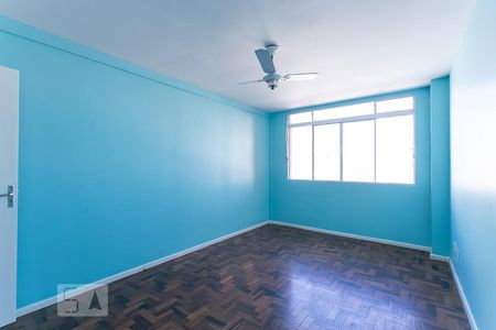 Sala/Quarto de kitnet/studio à venda com 1 quarto, 33m² em Centro Histórico, Porto Alegre