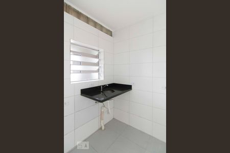 Cozinha de apartamento para alugar com 1 quarto, 50m² em Vila Baruel, São Paulo