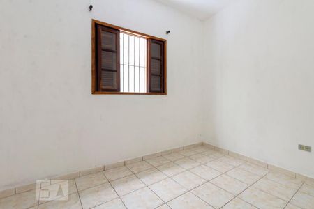 Quarto 1 de casa para alugar com 2 quartos, 200m² em Cidade Antônio Estevão de Carvalho, São Paulo