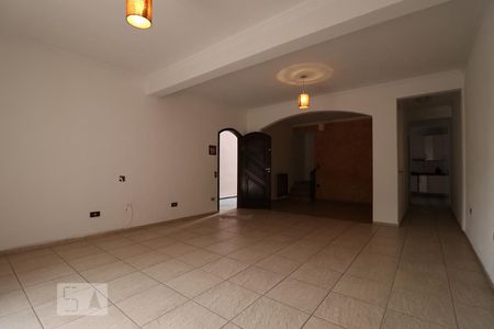 Sala de casa para alugar com 3 quartos, 240m² em Jardim Maria Rosa, Taboão da Serra