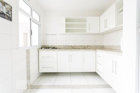 Cozinha de apartamento para alugar com 2 quartos, 76m² em Higienópolis, Porto Alegre