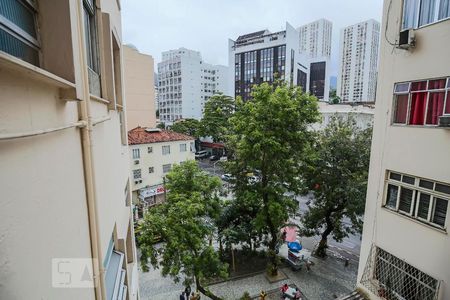 Vista da Sala de apartamento à venda com 1 quarto, 50m² em Laranjeiras, Rio de Janeiro