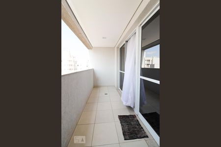 Sacada de kitnet/studio para alugar com 1 quarto, 41m² em Jardim Goiás, Goiânia